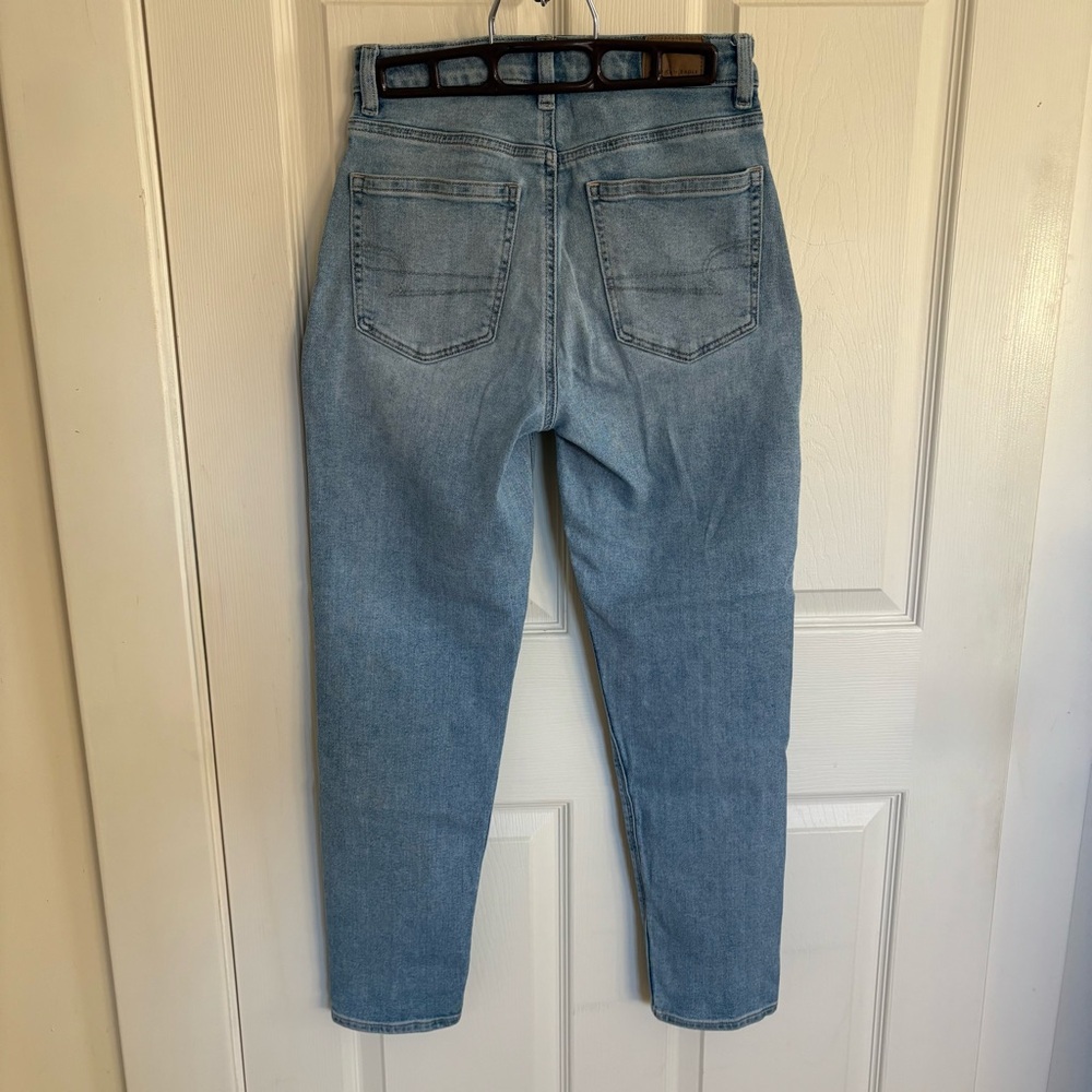 American Eagle Mom Jeans